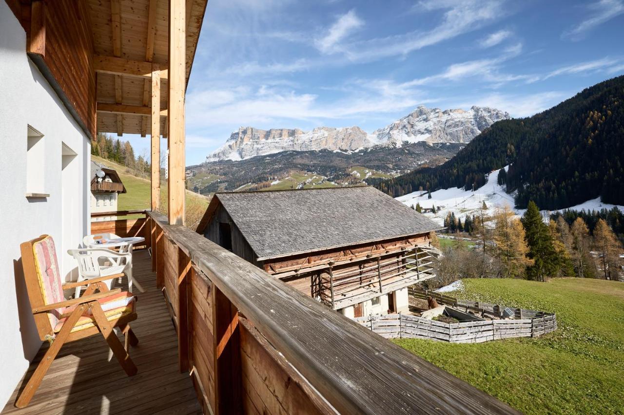Ciasa Col Cuch Lägenhet La Villa  Exteriör bild